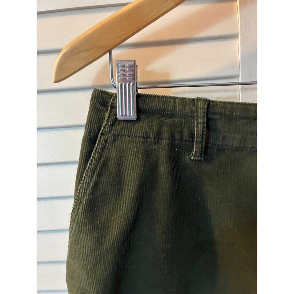 Eddie Bauer Skirt Corduroy ALine Dark Green with Pockets Belt loops Back Slit 10 - Picture 5 of 9